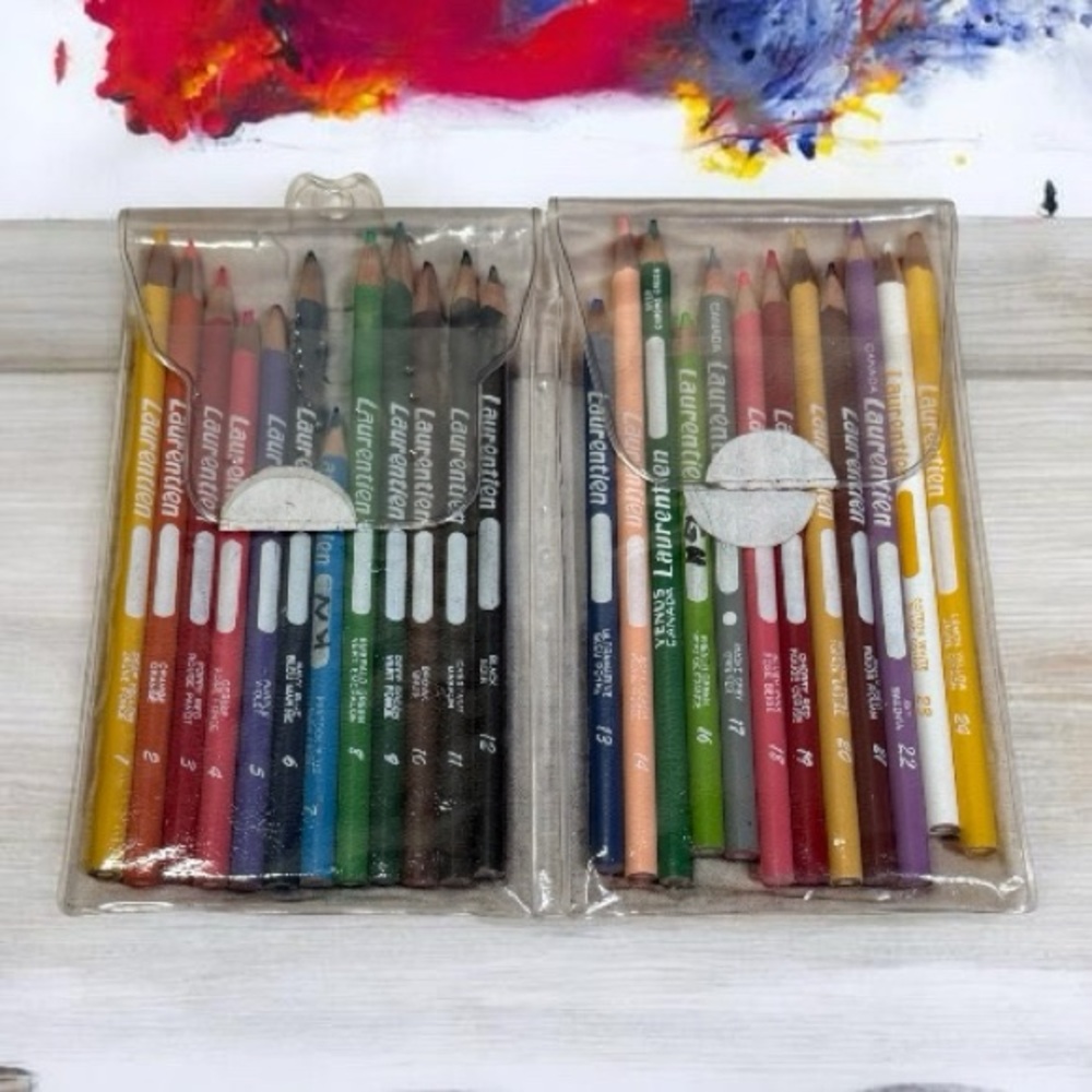 Vintage 24 Pack of Laurentien Pencil Crayons Mixed Set